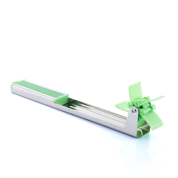 Innovagoods Cutmil Cortador de Sandia en Cubos - Mango Ergonomico - Compacto y Ligero - Facil de Limpiar - Seguro y Preciso - 29.5x6.8x3.2cm - Color Verde