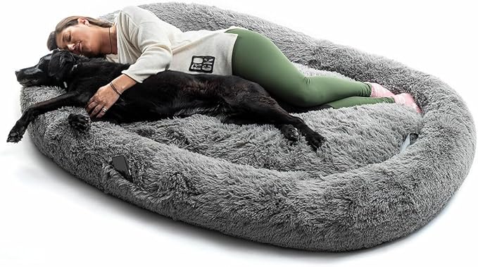 Innovagoods Cama Extragrande para Mascotas y Humanos - Bolsillo Lateral - Antideslizante - Facil Limpieza - Poliester - Ergonomico - Funda Extraible - 190x140x25cm - Color Gris