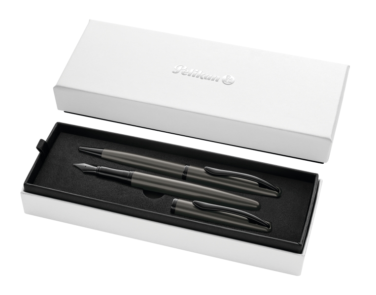 Pelikan Jazz Noble Set de Boligrafo y Estilografica - Cuerpo Satinado con Detalles Cromados - Incluye Estuche de Regalo - Color Gris Oscuro