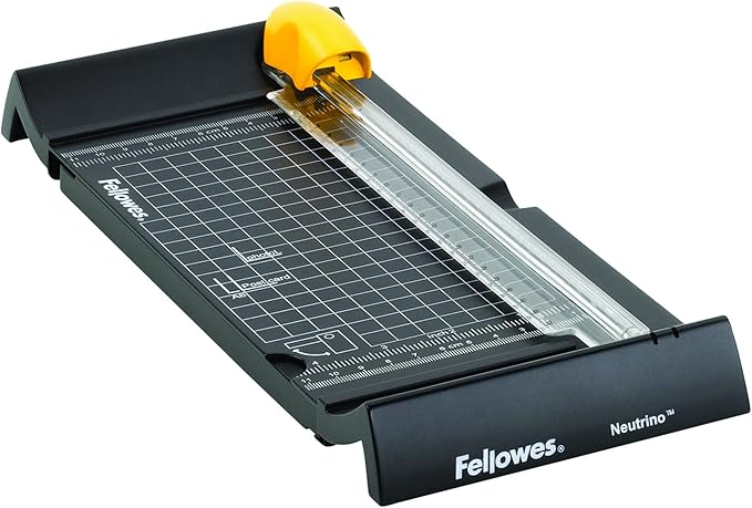 Fellowes Neutrino Cizalla de Papel - Formato A5 - Pinza - Brazo Extensible - Guias de Corte - Cuchilla Autoafilable - Capacidad de Corte hasta 5 Hojas - 34x13.5x4.5cm - Color Negro
